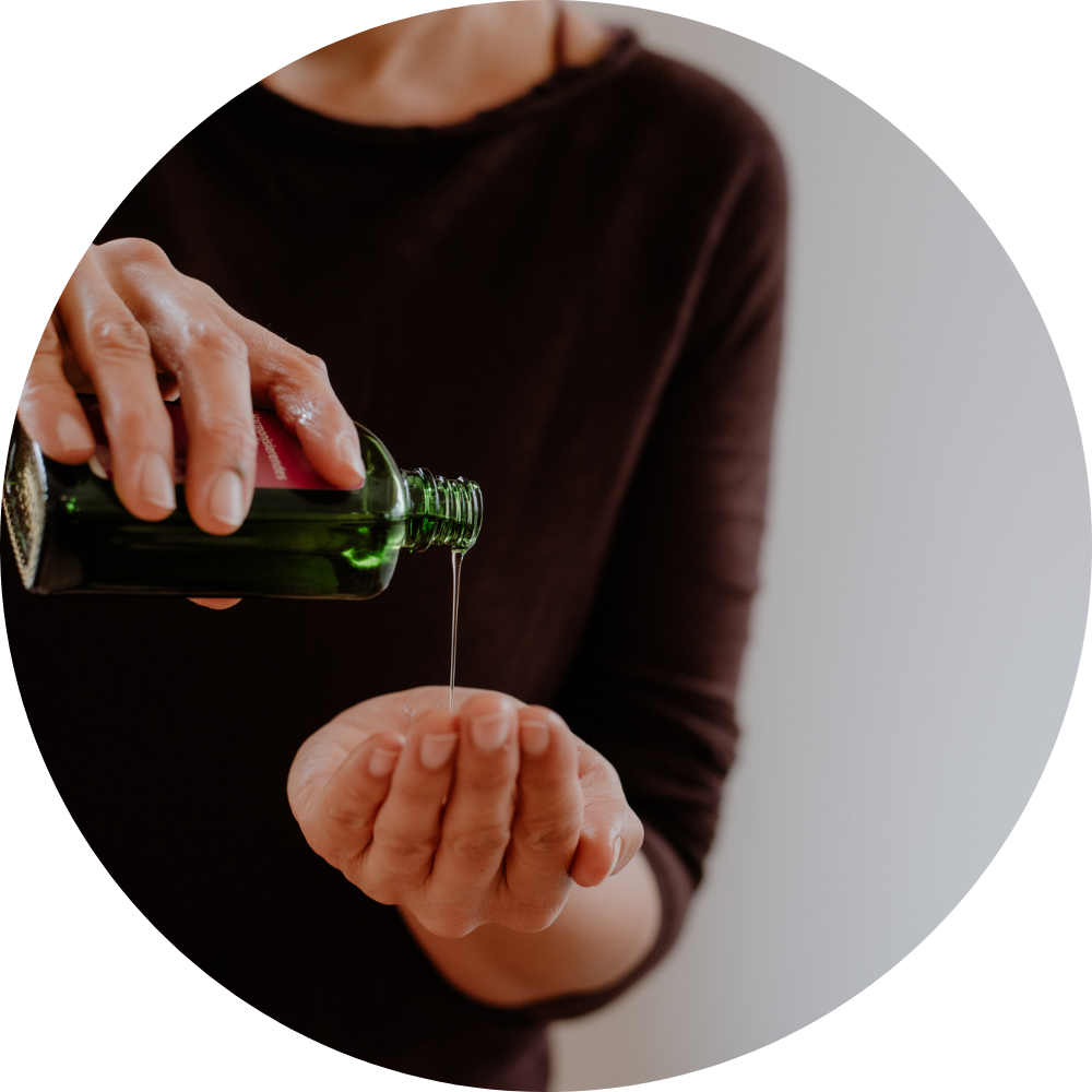 taempl Mama Massage im Wochenbett Kereen
